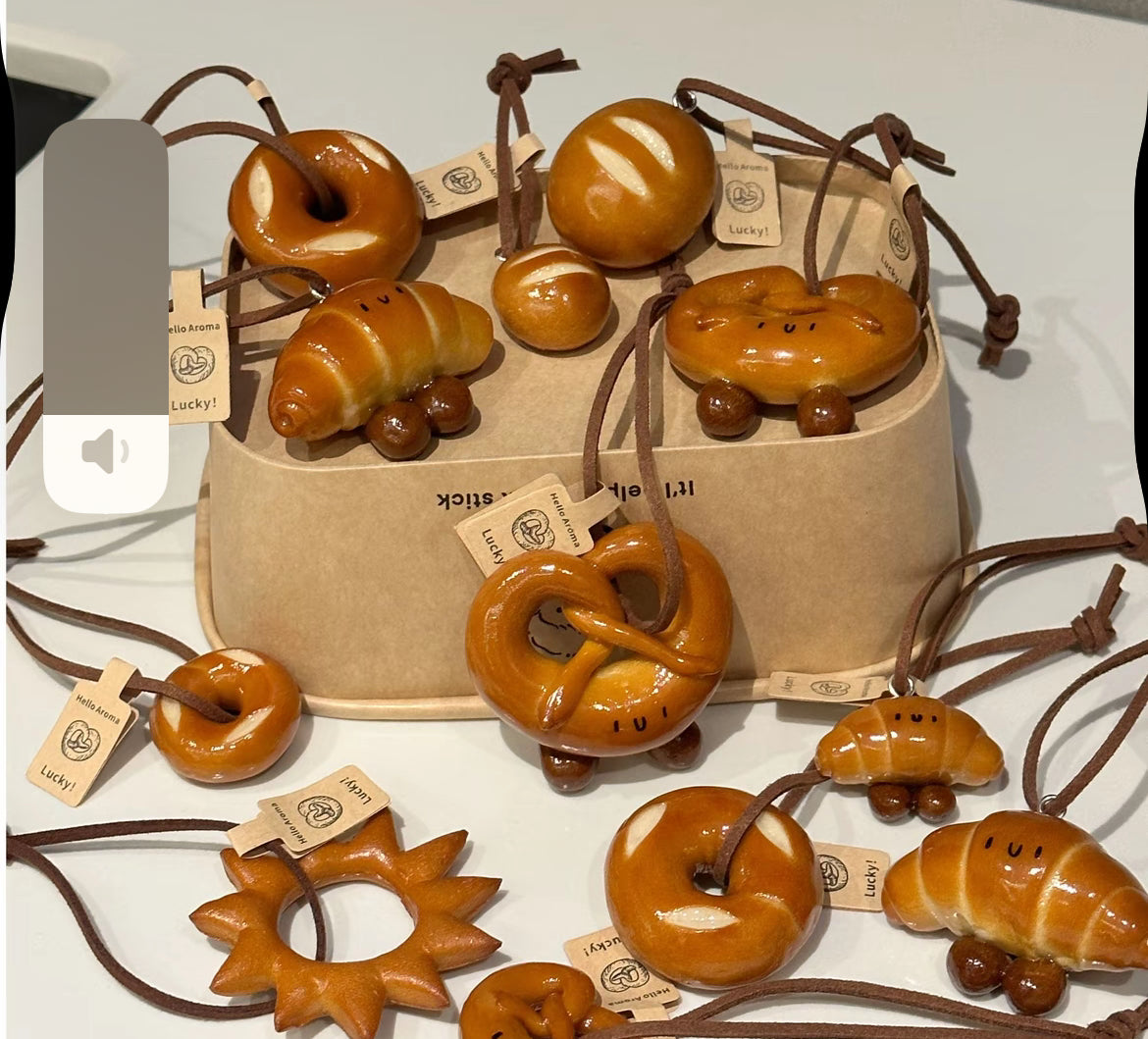 Blind bag-bread pendant